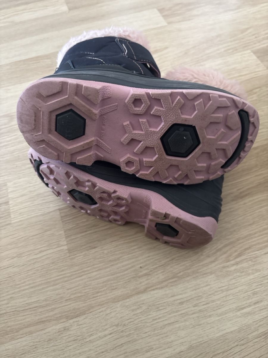Schuhe für Mädchen: Bottes hivers  – Gebraucht aus La Chaux-de-Fonds von tuoro25 2