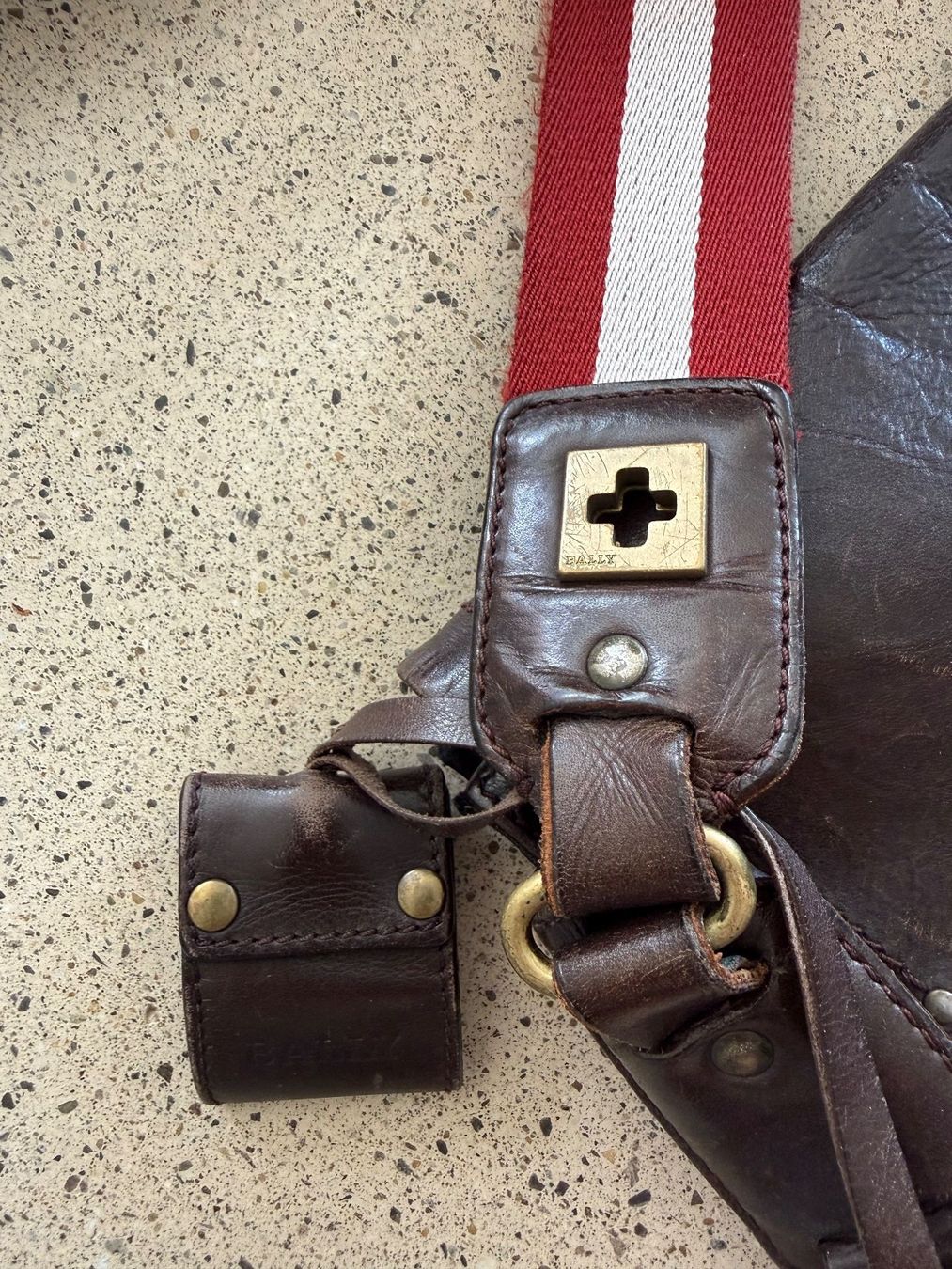 Bally Taschen: Umhängtasche Bally – Gebraucht aus Murten von Megacad0 1