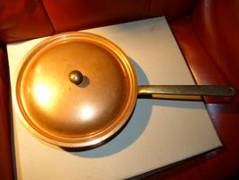 Kupferpfanne mit Deckel, Spring, Switzerland