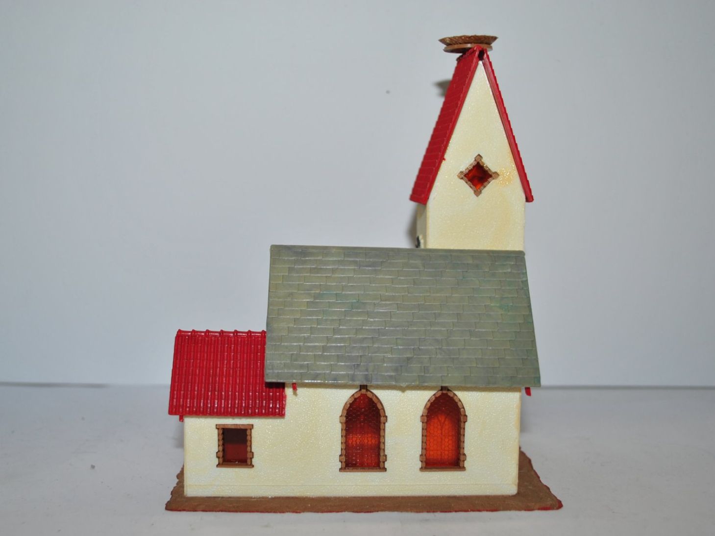 Faller Modelleisenbahnen: Faller Kirche (PDB130) – Gebraucht aus Aarwangen von Bahnsupport 2
