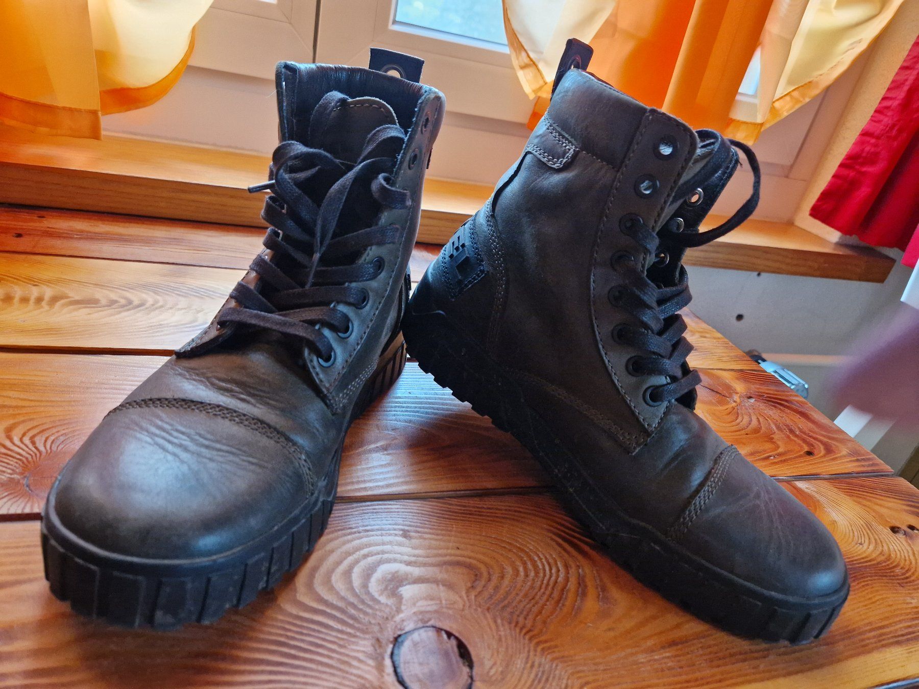 Diesel Scarpe da uomo: Diesel Schuhe Gr.40 – Usato da Rothenhausen venduto da Deltassion