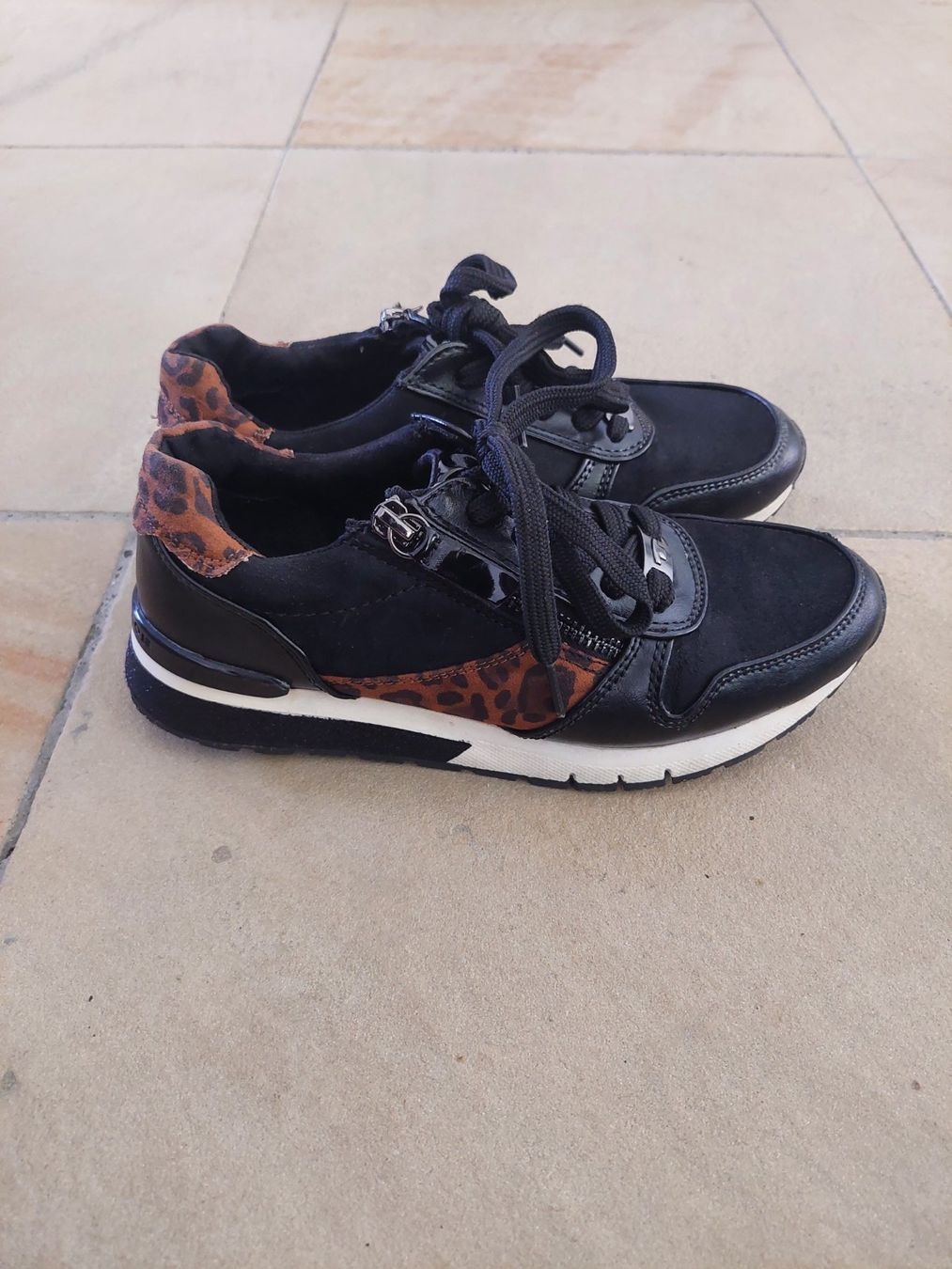 Tom Tailor Scarpe da donna: Tom Tailor Sneaker low – Usato da Holderbank AG venduto da lynno4 4