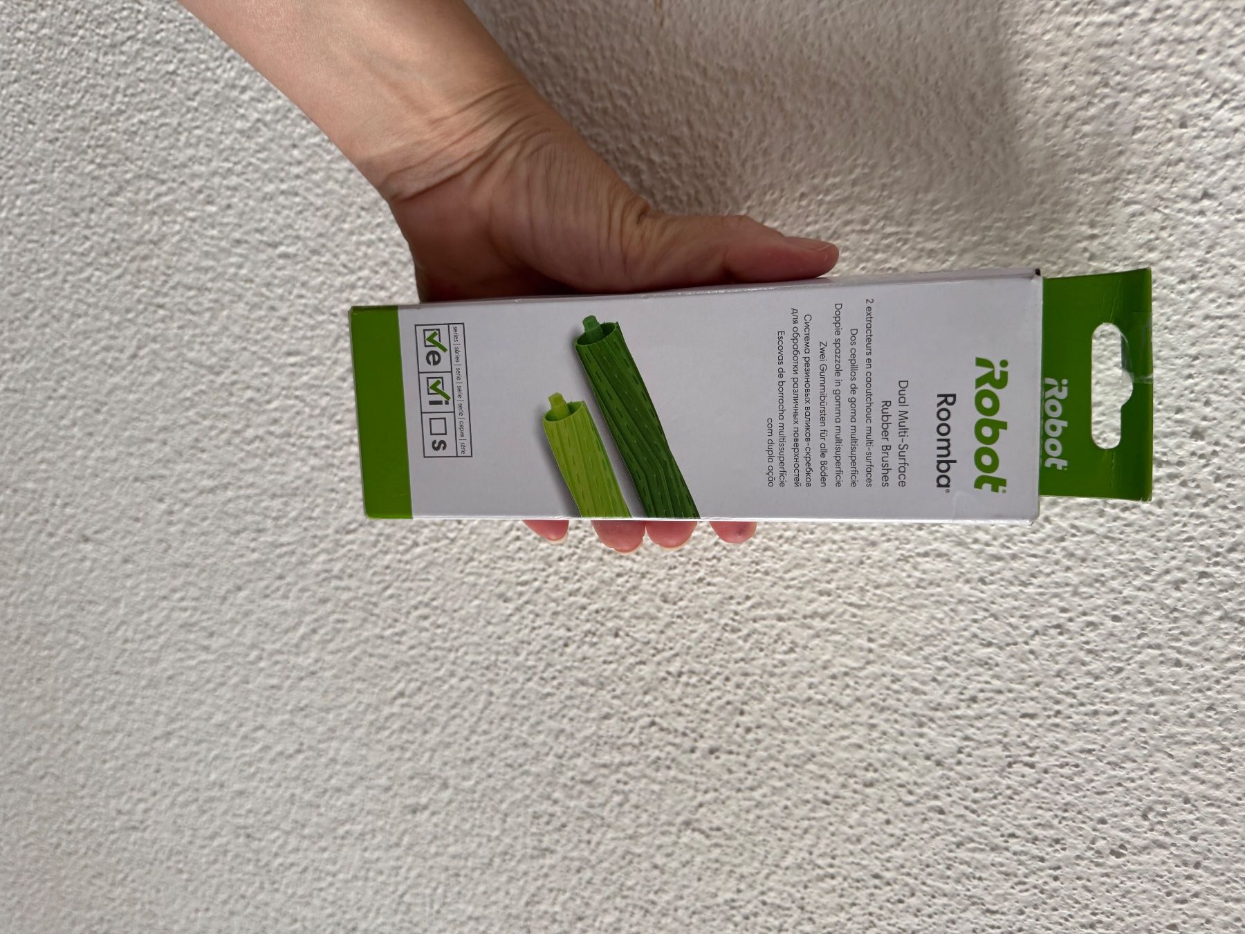 Irobot Aspirapolveri & Accessori: iRobot Roomba (i3+i3558) – Usato da Zürich venduto da Chitonarumara 5