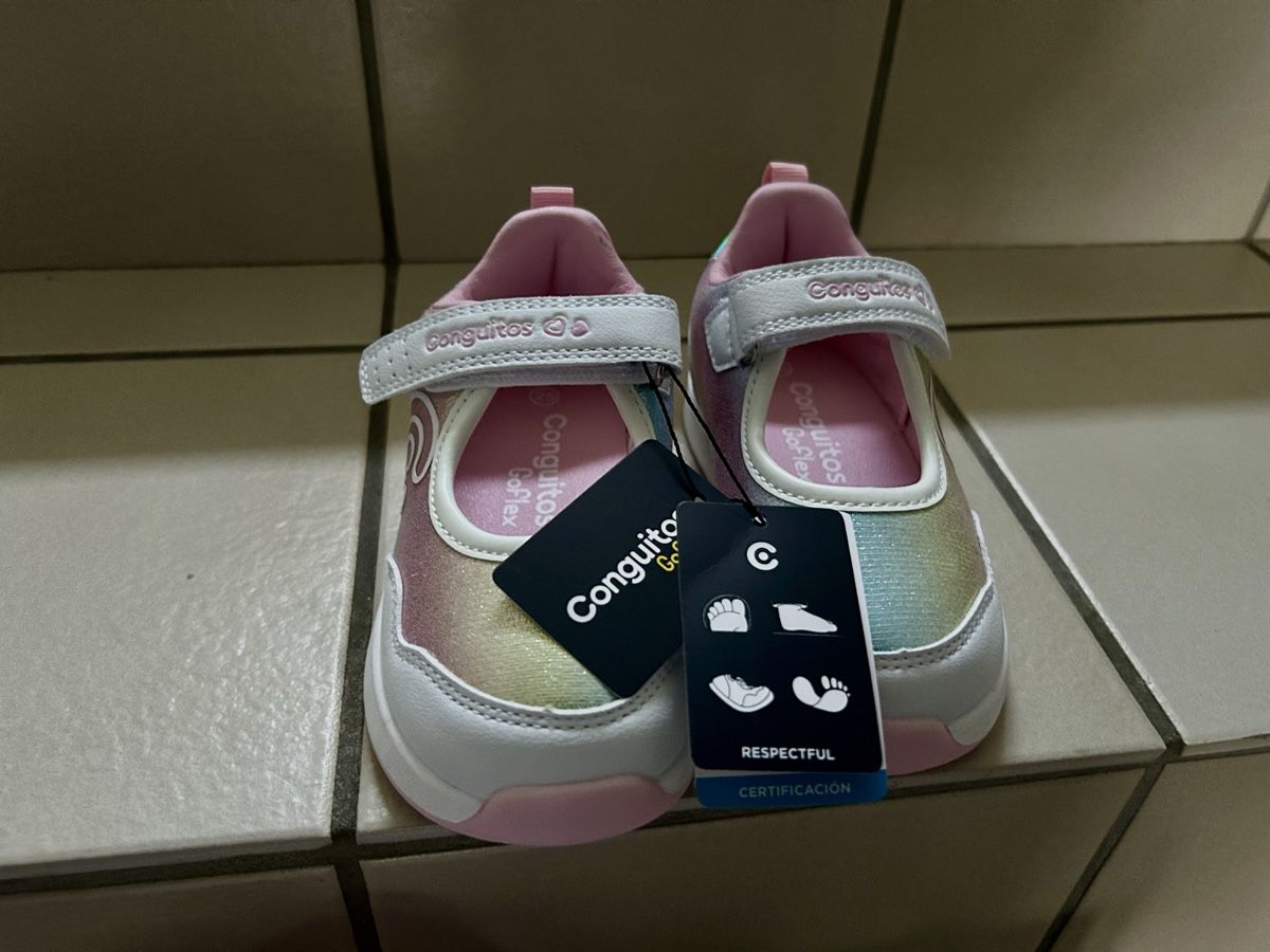 Scarpe per ragazze: Conguitos Barfussschuhe mit Licht Grösse 25 – Nuovo e nell'imballaggio originale da Ausserberg venduto da saria00 1