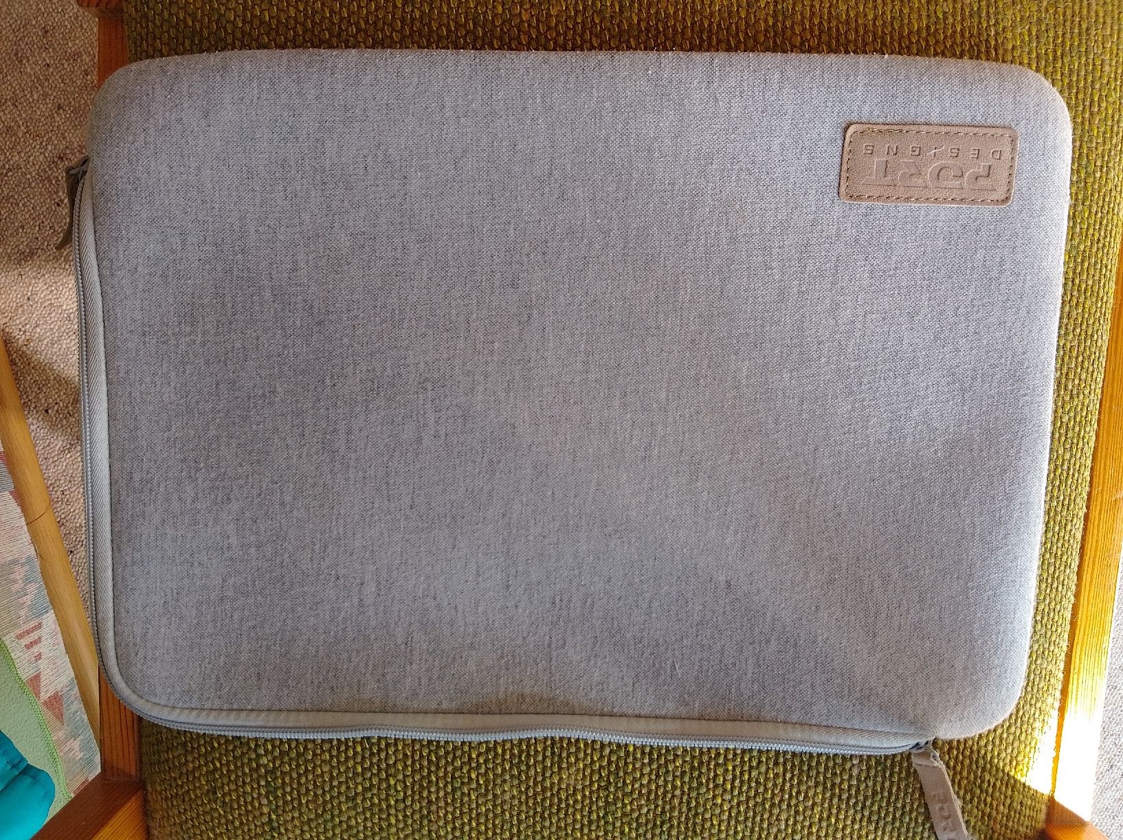 Valigie & Borse: Schutzhülle für Notebook und Tablet – Usato da Rigi Kaltbad venduto da san_rxc2