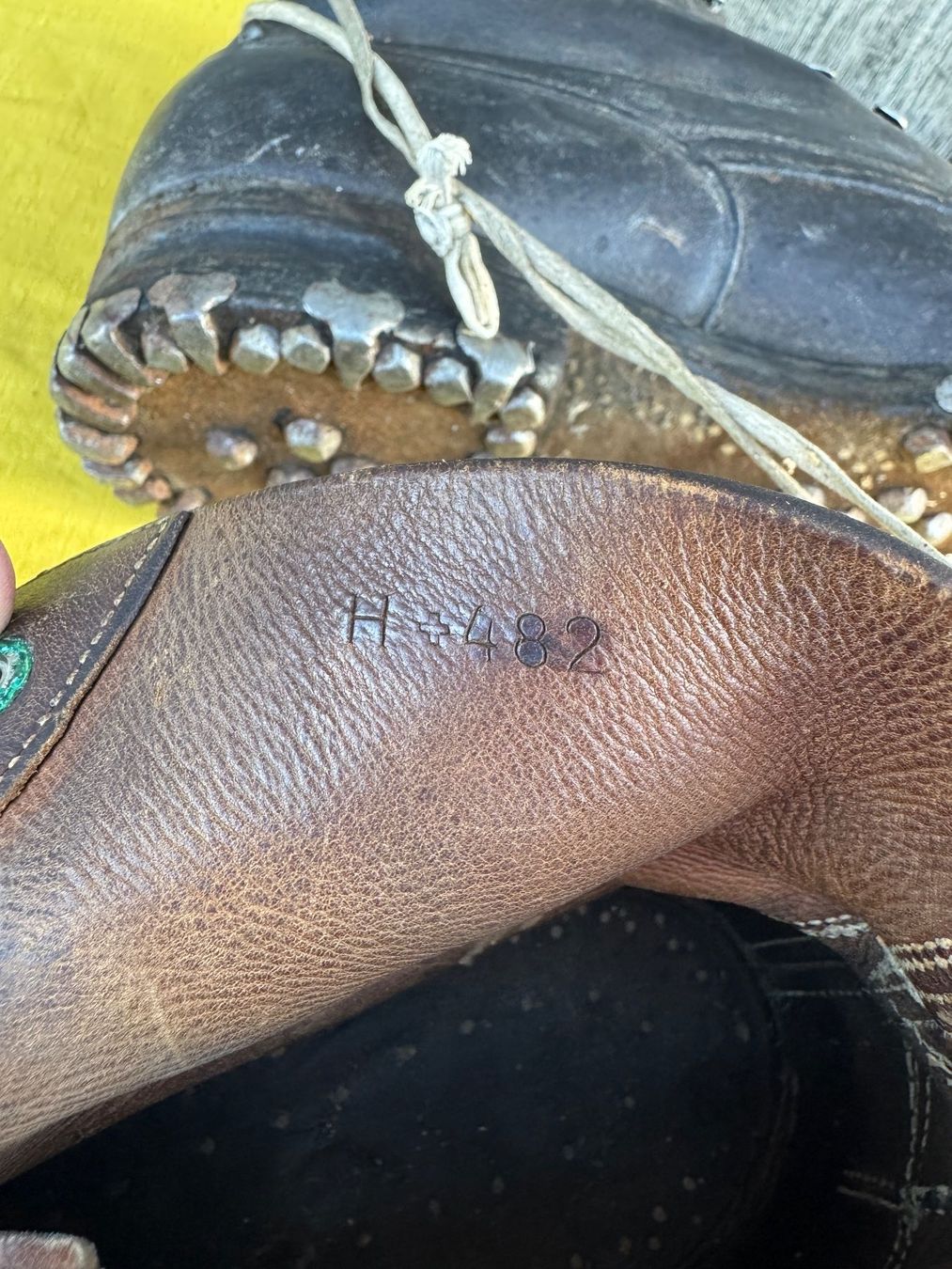 Scarpe da uomo: Bergschuhe mit Zacken, Leder, Wanderschuhe – Usato da Sachseln venduto da BONATI01 7