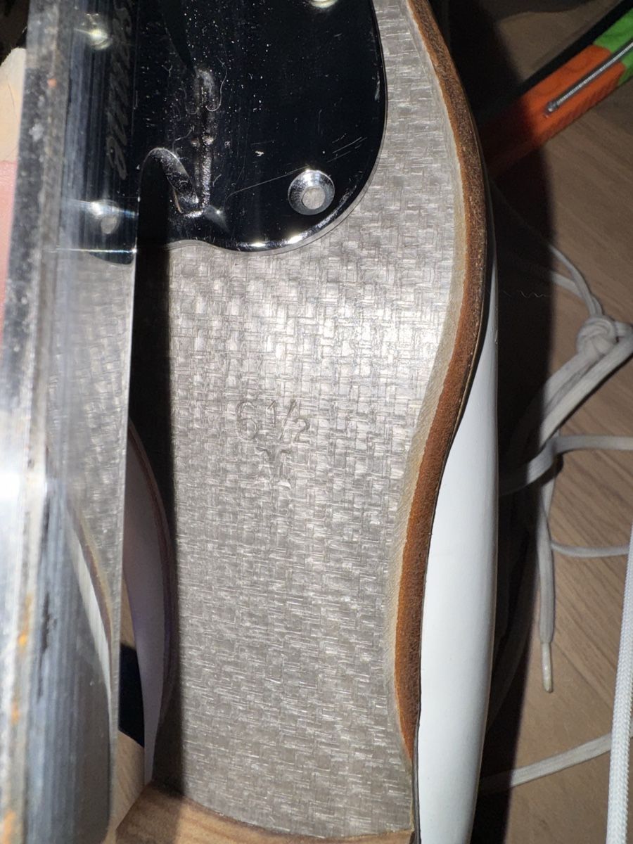 Graf Pattini da ghiaccio: Graf Richmond Eiskunstlauf Schuhe 6 1/2 – Usato da Boniswil venduto da LeonieP. 2