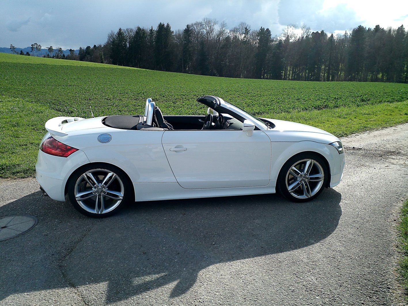 Audi Automobili: Audi TTS Roadster – Usato da Lutzenberg venduto da Design-Gallery 5