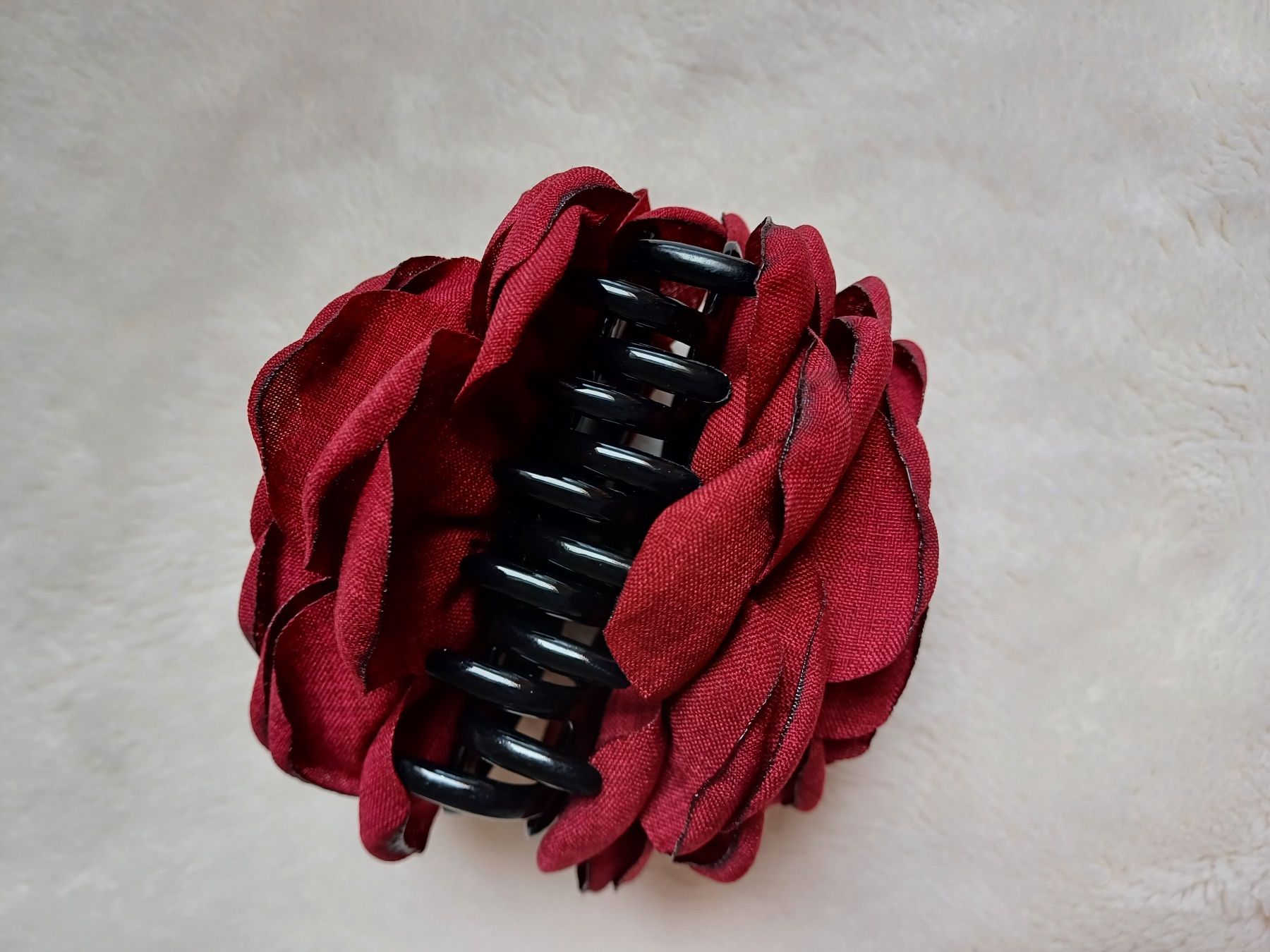 Haarschmuck: Stoffhaarspange - Rote Blume – Neu und originalverpackt aus Würenlos von Abracadabra26 4