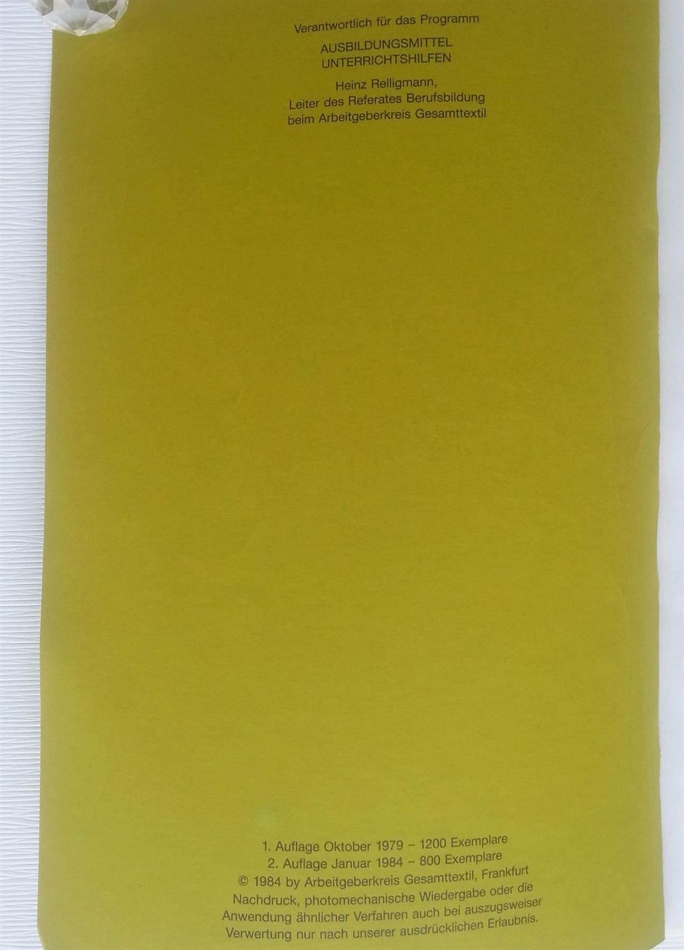 Bücher: TEXTILVEREDLUNG – DRUCKEN, 1984 – Gebraucht aus Oberriet SG von ganesh435 1