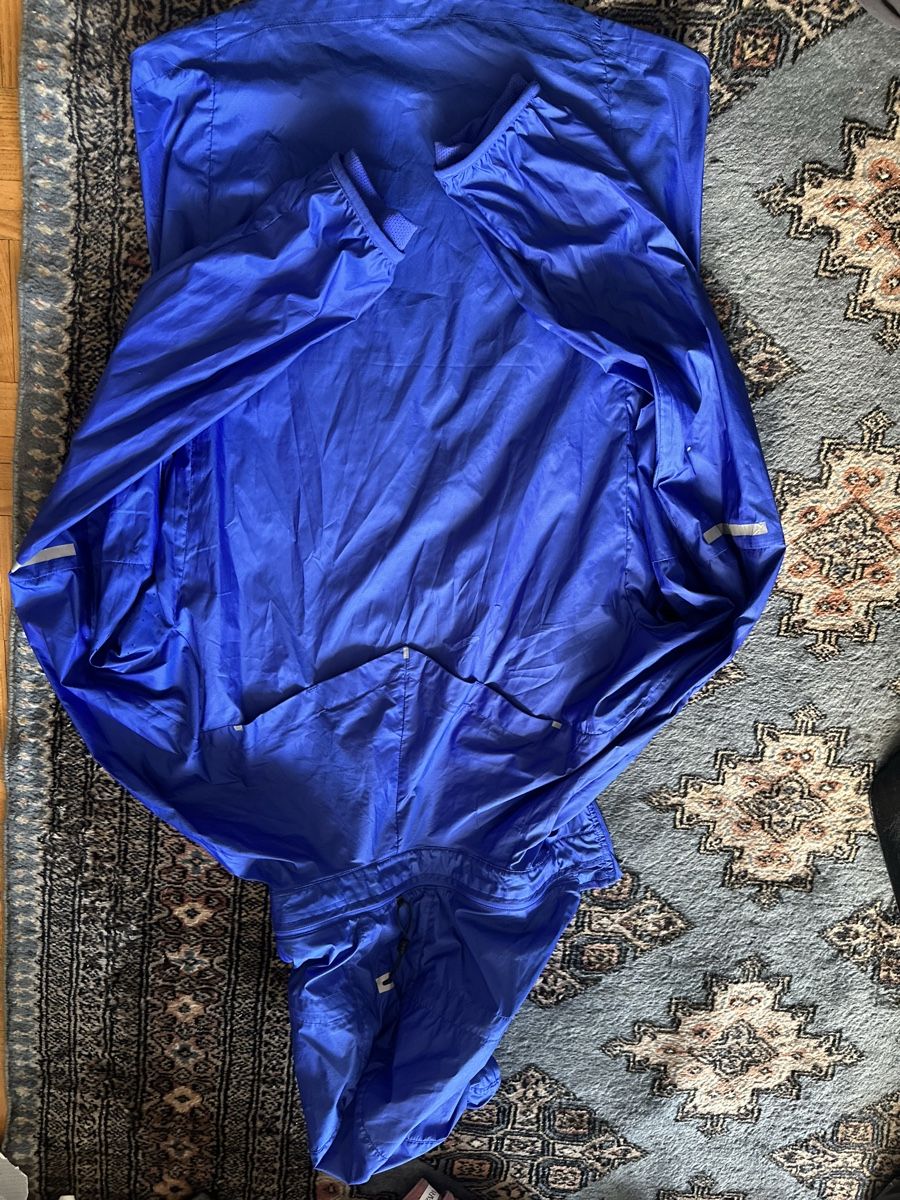 Nike Giacche: NIKE Jacke gr M – Usato da Uster venduto da bek_v2ct 6