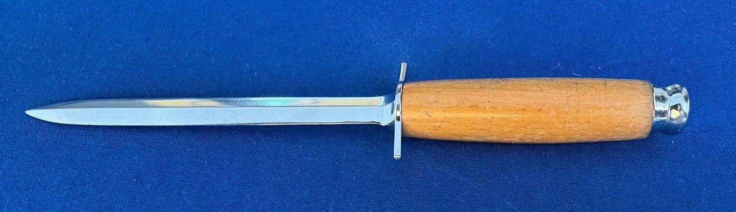 Altro materiale per ufficio: BRIEFÖFFNER MIT HOLZ GRIFF – Usato da Ostermundigen venduto da wini63