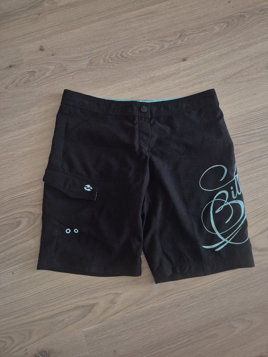 Billabong Pantaloni: Billabong Shorts – Usato da Steinhausen venduto da des_zv87