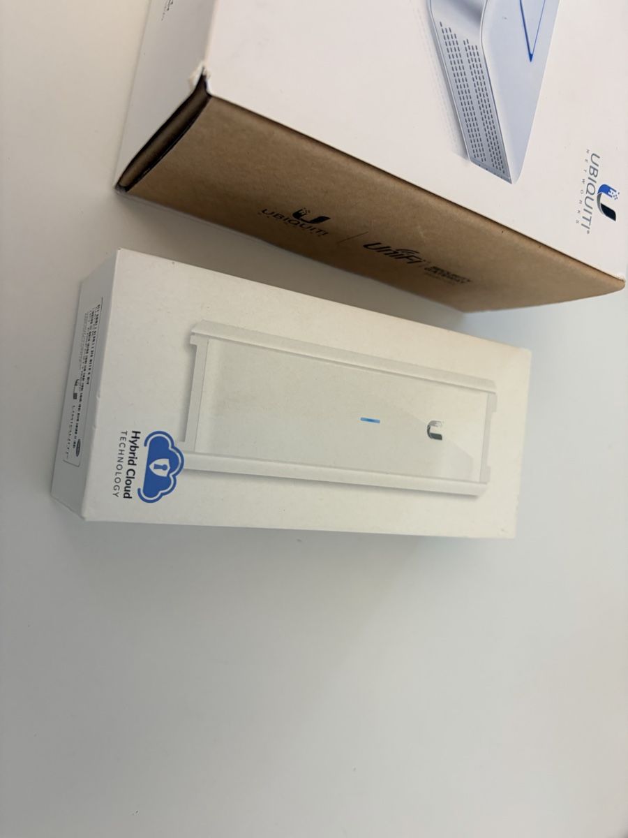 Firewall: Ubiquiti UniFi Security Gateway USG Cloud Key – Gebraucht aus Herrliberg von Julianopie 3