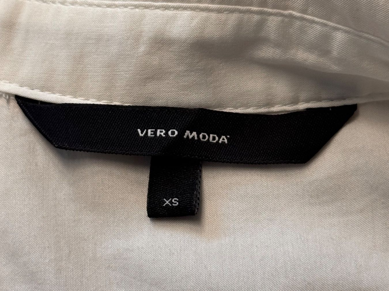 Vero Moda Camicette: Vero Moda Bluse Weiss Gr. 34 Ungetragen – Usato da Rothrist venduto da Fondgruebe 3
