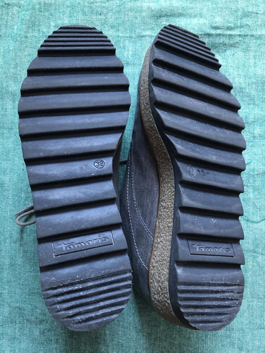 Tamaris Damenschuhe: Schöne Schuhe (silber, Grösse 39) – Gebraucht aus Bremgarten b. Bern von eblake 3