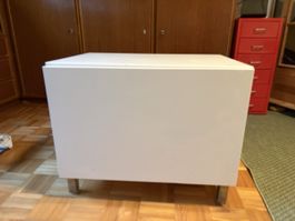 Nachttisch Weiss