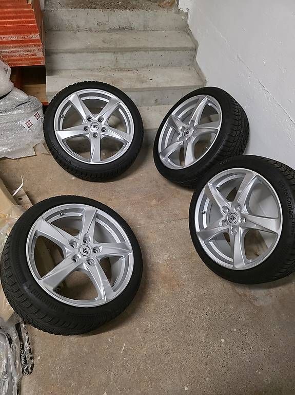 Pneumatici & Ruote complete: Winterfelgen mit pneu 7J×18 ET53 – Usato da Wallisellen venduto da ber_5vln 4