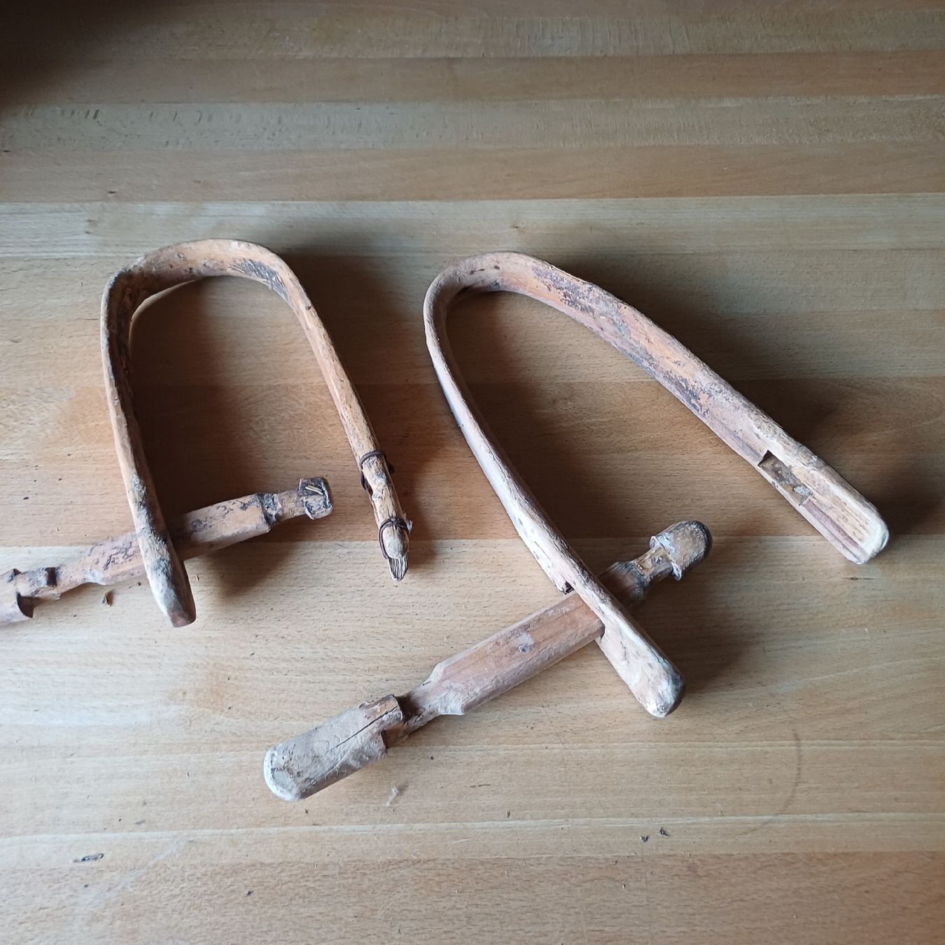 Fixations: Schafbeinhalter – D'occasion à Trimmis par grrose 2