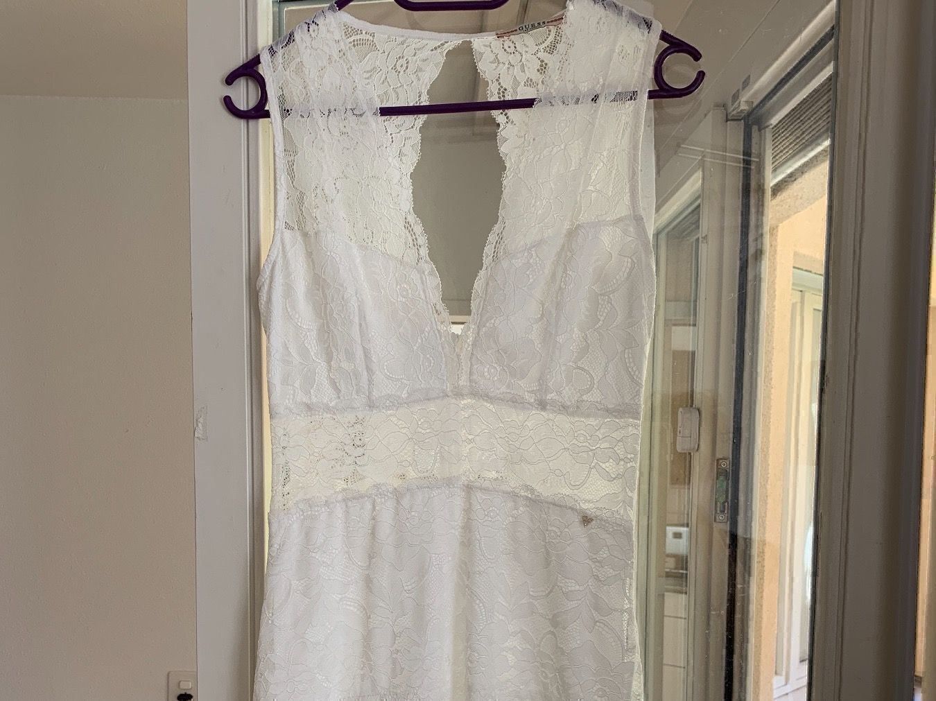 Guess Kleider: Kleid Guess – Neu (gemäss Beschreibung) aus Sisseln AG von Gommibaerli87