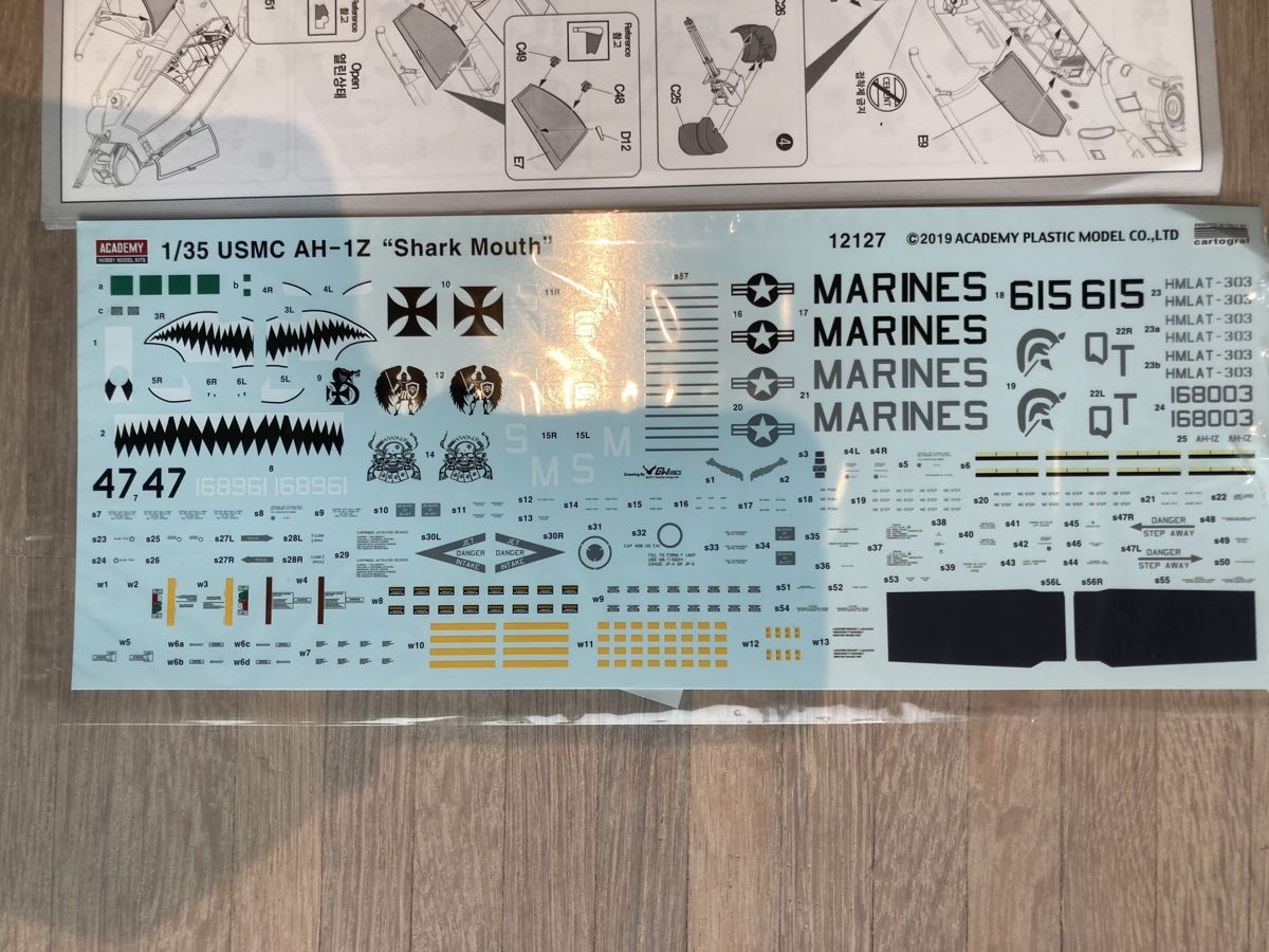 Kit di modellismo & Modellini statici: 1/35 ACADEMY USMC AH-1 Z Viper – Nuovo (secondo la descrizione) da Muttenz venduto da TamiyaFanboy79 2