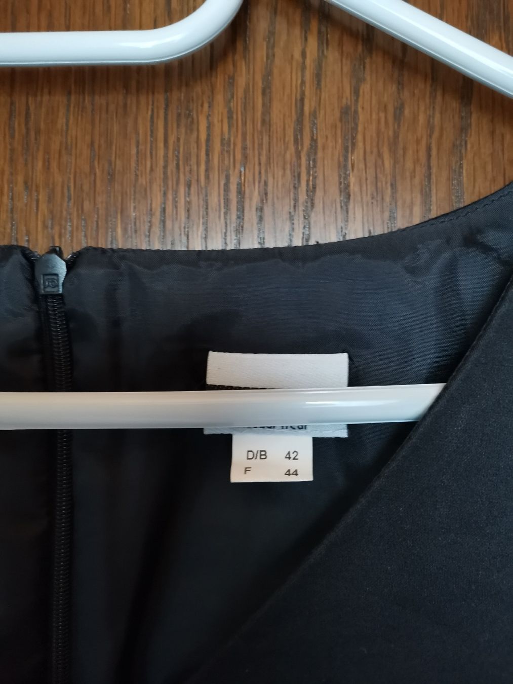 Robes: Robe t 42 – Neuf (Voir description) à Cournillens par masoeur 2