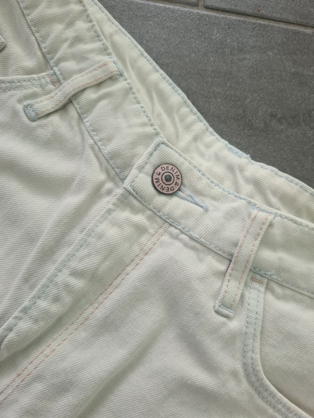 H&M Pantaloni: H&M Short gr.170 – Usato da Mezzovico venduto da maemy 1