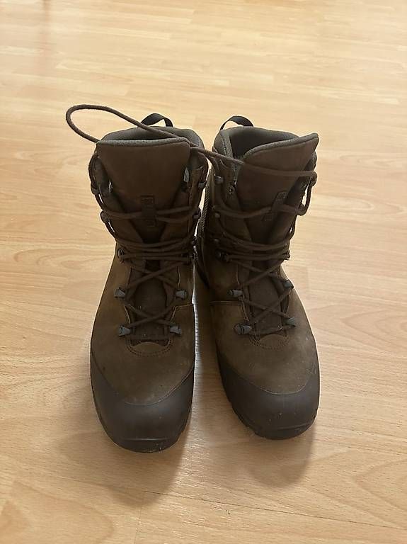 Herrenschuhe: KS19 Schweizer Armee Haix Grösse 295B – Gebraucht aus Arboldswil von mat_xyx5