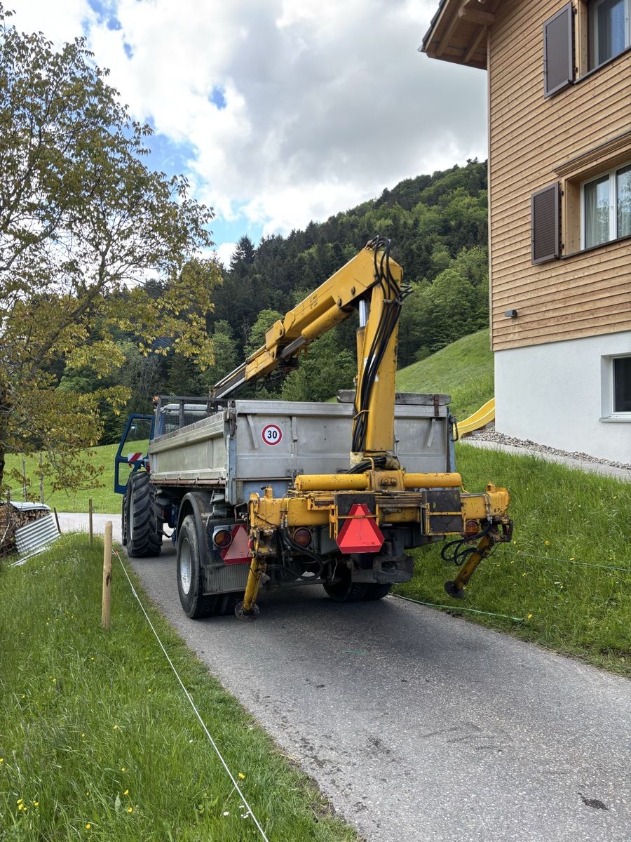 Autoribaltabili: 3-Seitenkipper mit Kran – Usato da Mosnang venduto da PuchNation 5