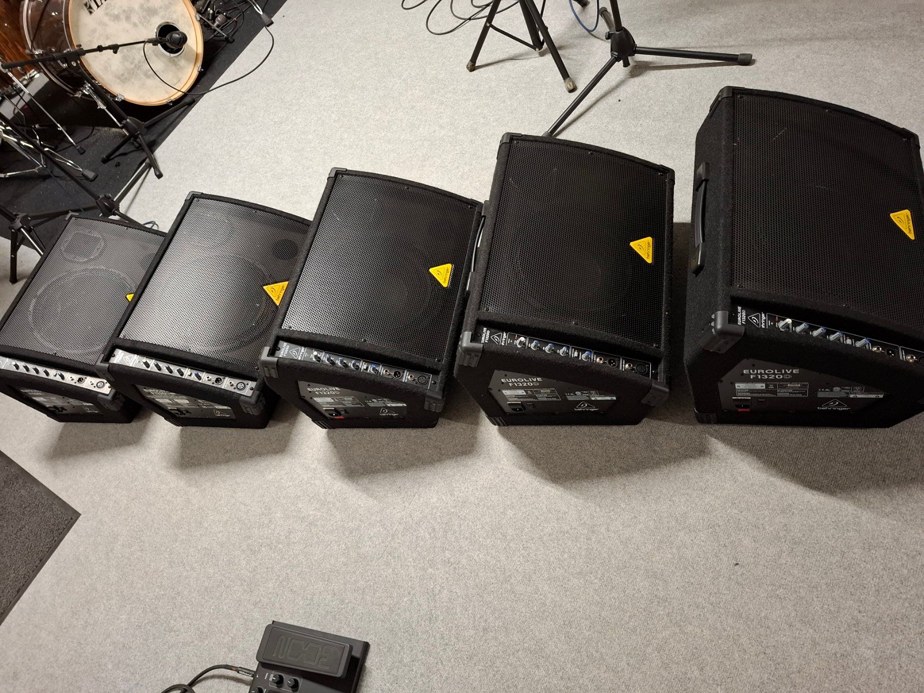 Behringer Casse acustiche: Monitorboxen Behringer Eurolive F1320D – Usato da Guntershausen venduto da iceroom 4