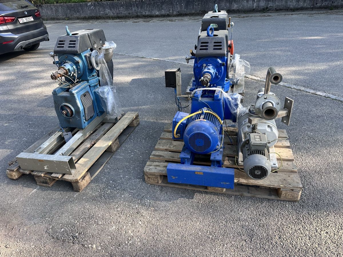 Busch Accessori da laboratorio: Gebrauchte Busch Drehschieber-Vakuumpumpe Huckepack – Usato da lyssach venduto da brax2019 2