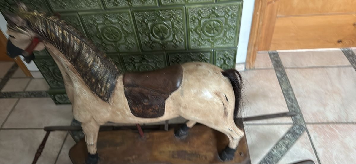 Altre altalene da giardino: Schaukelpferd alt – Usato da Schaffhausen venduto da Ibag 2