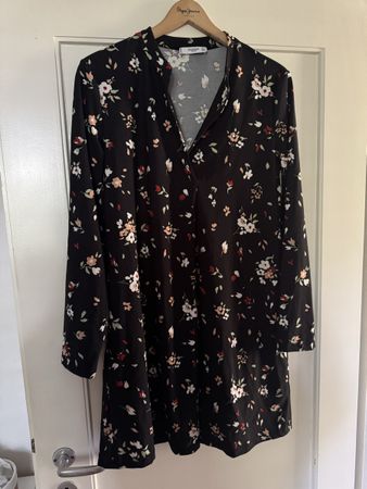Vestito corto MANGO fantasia floreale taglia L usato