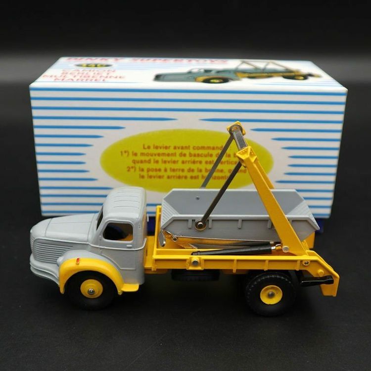 Dinky Toys 588 - Berliet GAK Brasseur - 1/43 - Camion Métal Avec Boîte (copie)