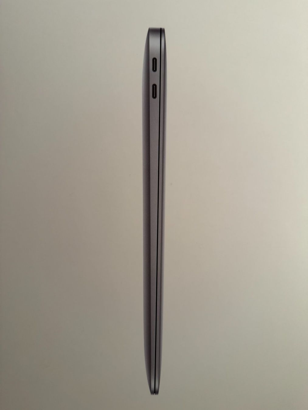 Apple Notebook: MacBook Air 13" 2020 Intel Core i7 | 16 GB RAM | 2 TB SSD – Usato da Zürich venduto da Roksan