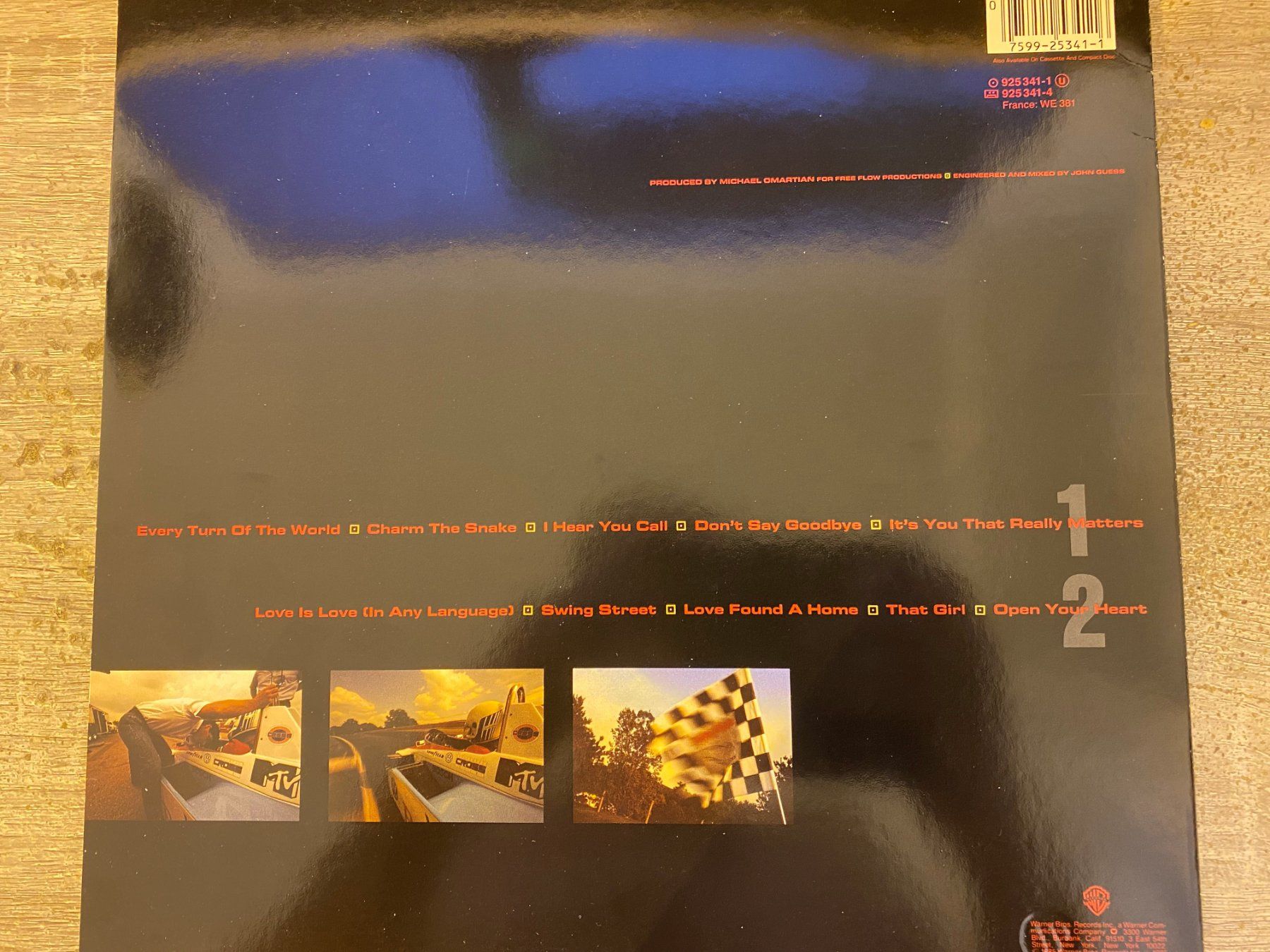 Dischi in vinile: Christopher Cross : Every Turn Of The World – Usato da Clarens venduto da Surcouf91 1