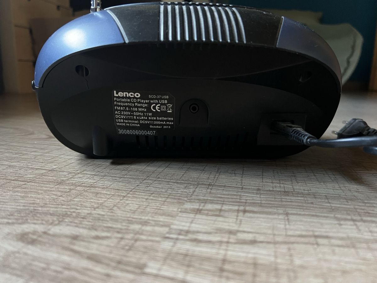 Lenco Radio: Chaîne hi-fi Lenco – Usato da Les Haudères venduto da VDH05 1
