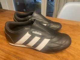 3 Streifen für den Frühling - Adidas Schlüpf-Sneaker