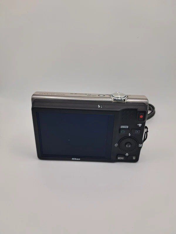 Nikon Kamera: Nikon Coolpix S6200 – Gebraucht aus Reinach BL von colmarer 3