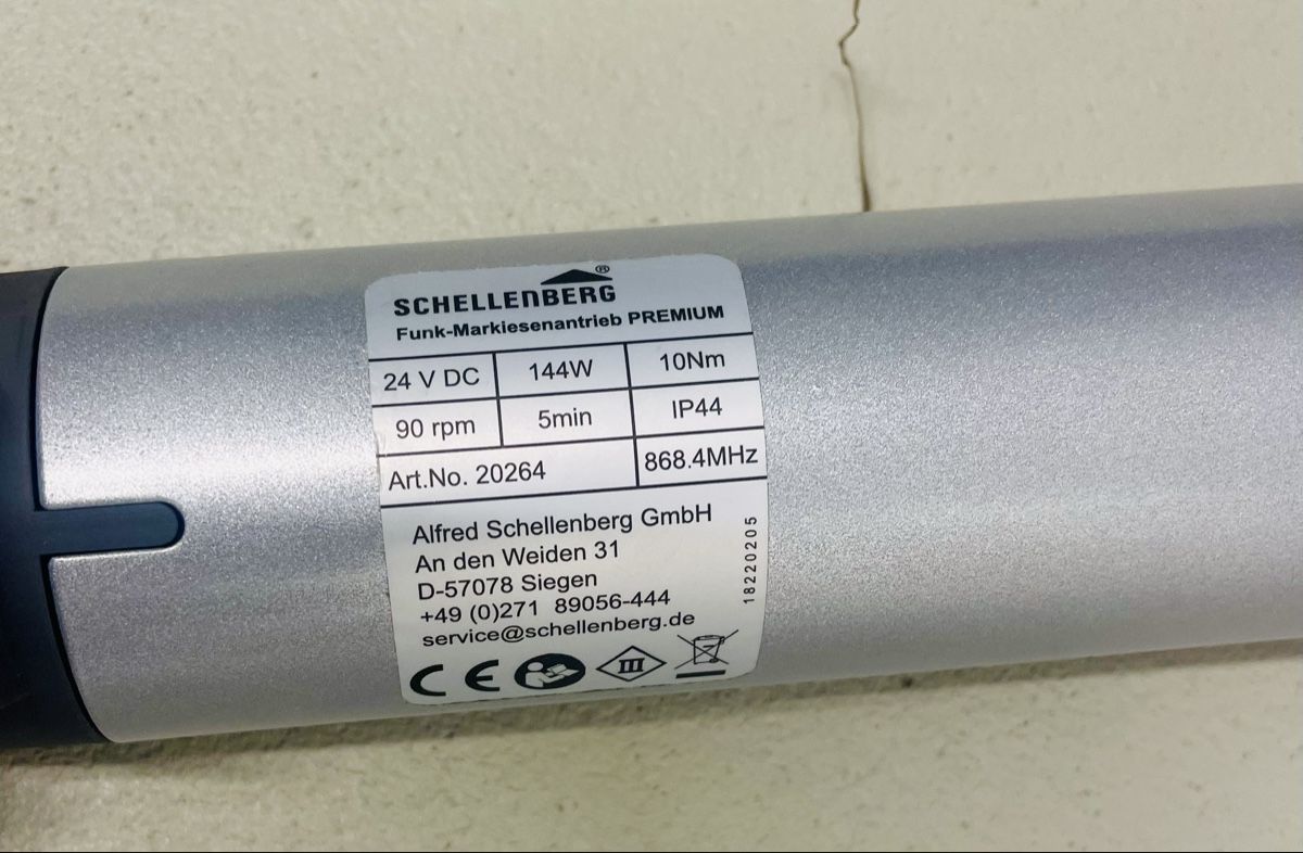 Tende da sole: Funk-Markisenantrieb Schellenberg mit Fernbedienung & Solar – Usato da Itingen venduto da fiv_57c5 3