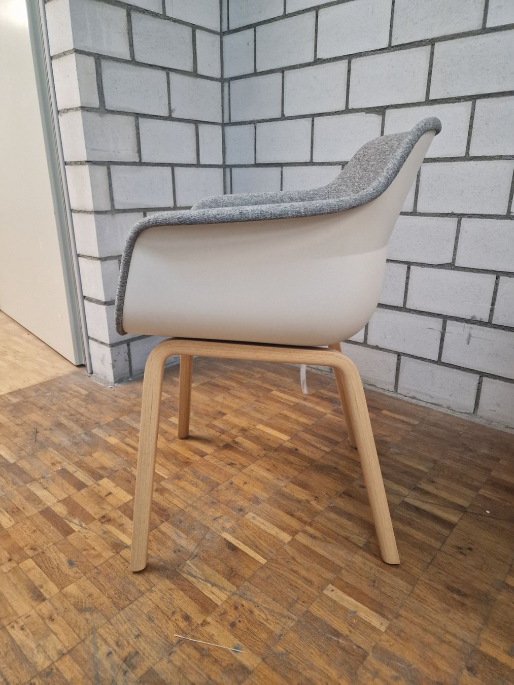Poltrone: Brunner Crona Light Touch - Kunststoffsessel – Nuovo (secondo la descrizione) da Urtenen-Schönbühl venduto da brunner-ag 1