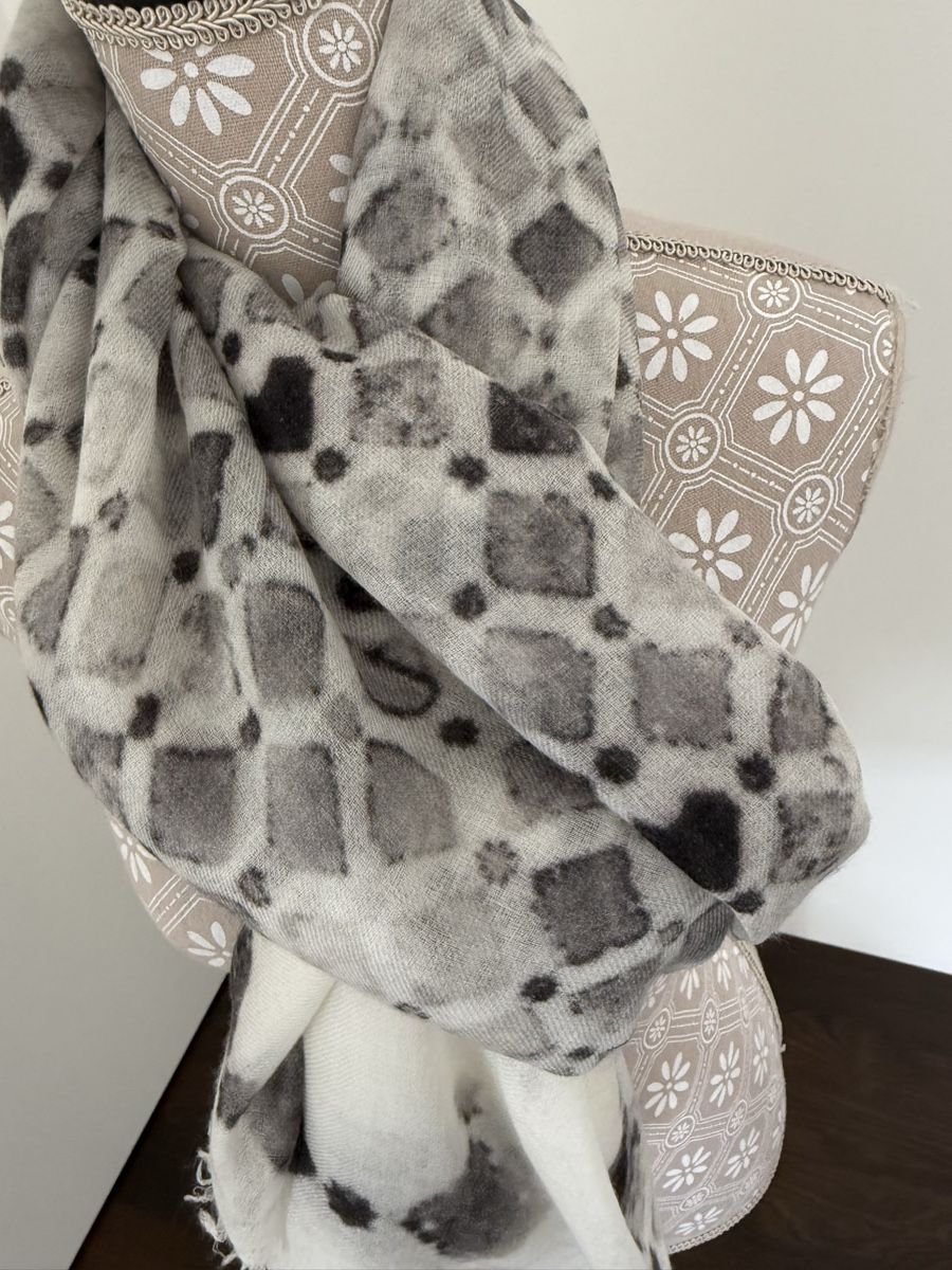 Foulard & Sciarpe: Amapure Anla Schal – Usato da Balzers venduto da Lissi57 5