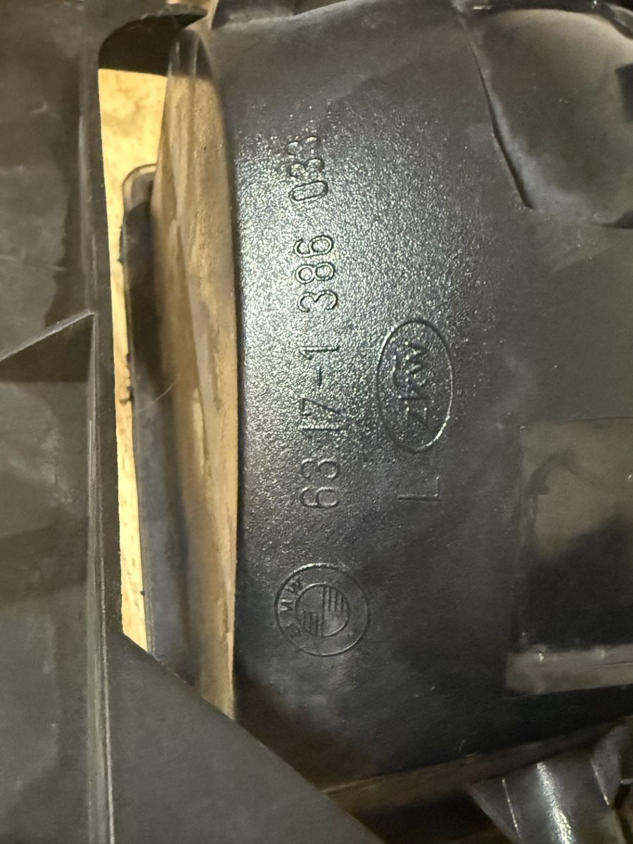BMW Tutti pezzi di ricambio auto: Original Bmw e30 Nebelscheinwerfer aus Glas – Usato da Lachen SZ venduto da joe_jkx8 2