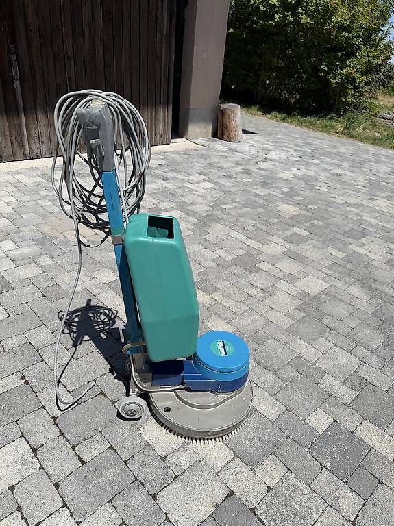 Wetrok Alle Maschinen: Wetrok Servomat 415E Bodenputzmaschine – Gebraucht aus Kloten von menkeller 1