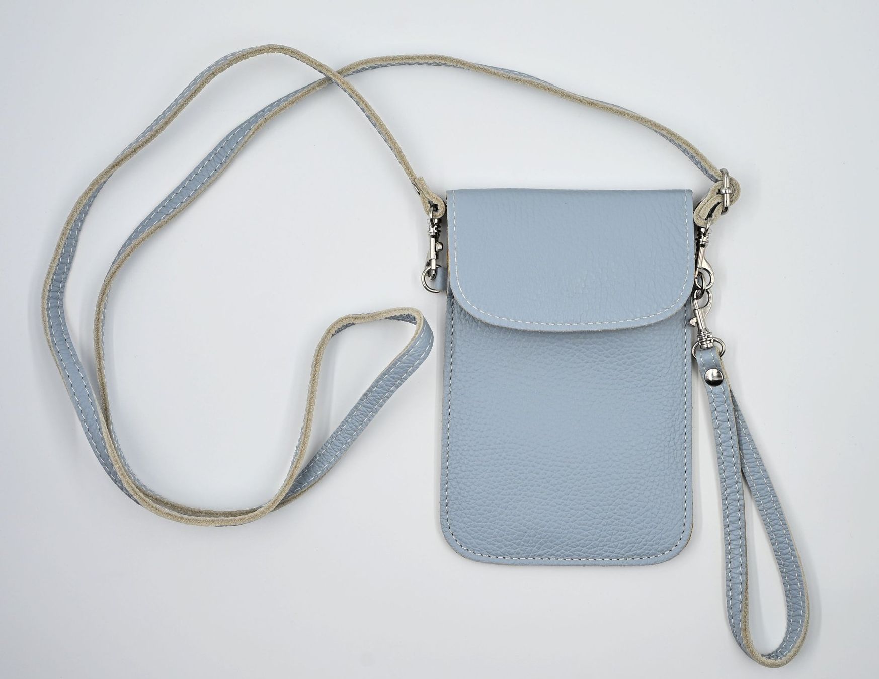 Borse da donna: Handytasche Leder hellblau Made in Italy neu – Nuovo (secondo la descrizione) da Dürnten venduto da puumies