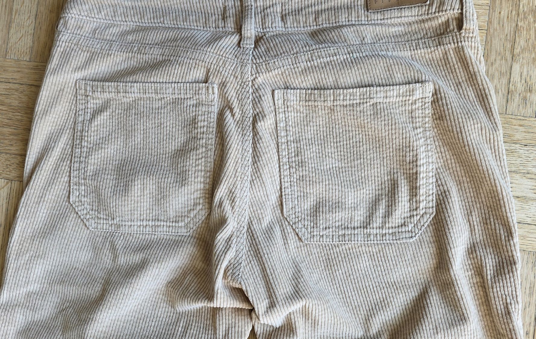 Hosen: pantalon beige Taille 36/38 – Gebraucht aus Yverdon-les-Bains von van_dq65 6