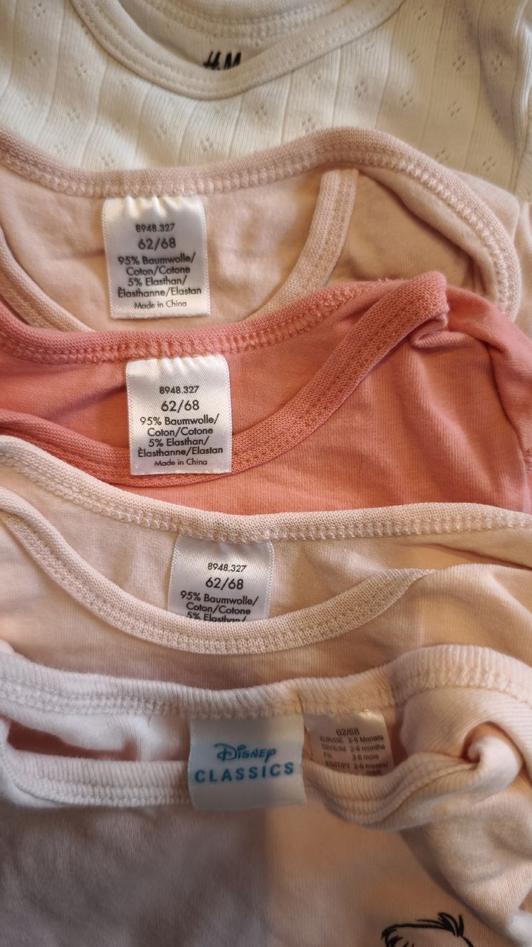 Lotti & Set di vestiti: 9 Langarm Bodys 62 / 68 – Usato da Gränichen venduto da H-wie-Holzig 1