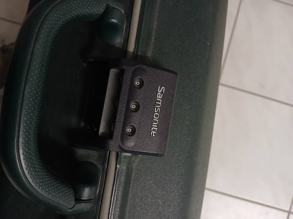 Samsonite Valigie: Samsonite Koffer Hartschale – Usato da Münchwilen TG venduto da miwirz 2