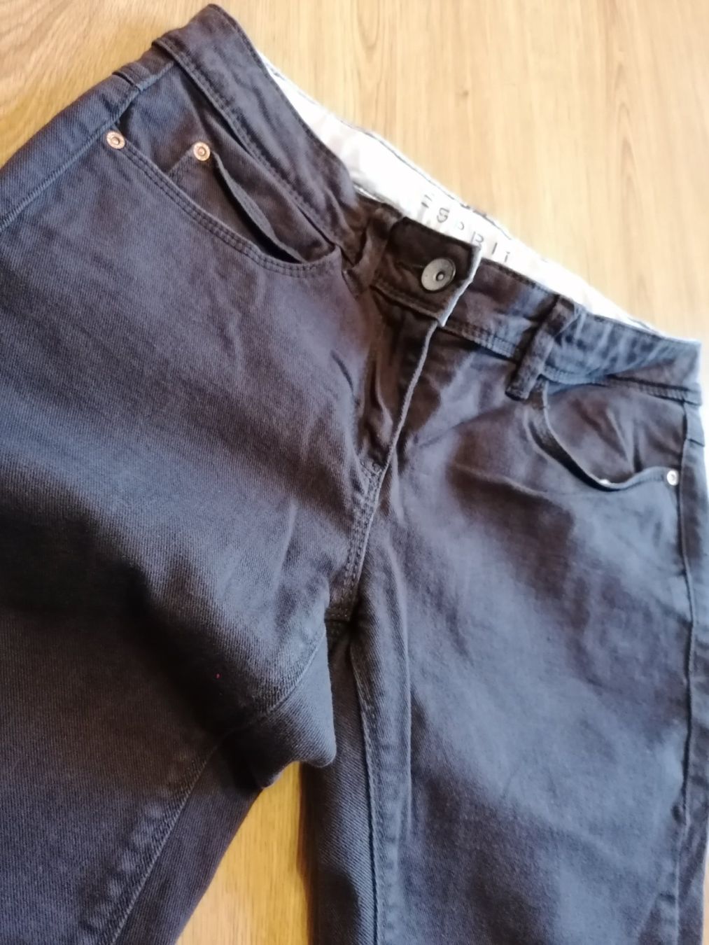 Pantaloni: Pantalon, bas, pantalon jean – Usato da Montcherand venduto da petiteoune75 4