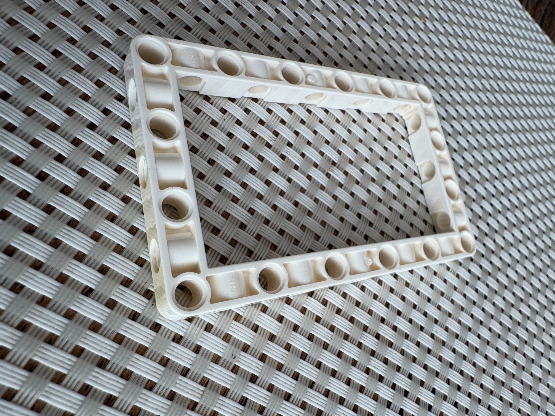 Lego Spielzeuge: Lego Technik weisse Rahmen Frame 42100 – Gebraucht aus Buochs von Techtelmechtel 1